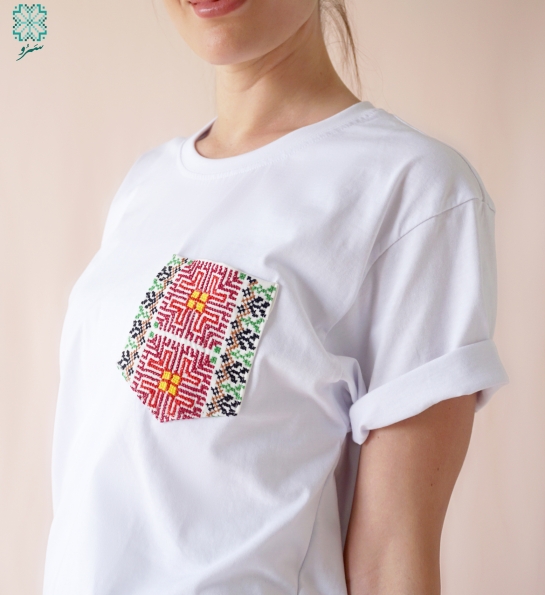 White desert T-shirt with colored embroidery - for him and her